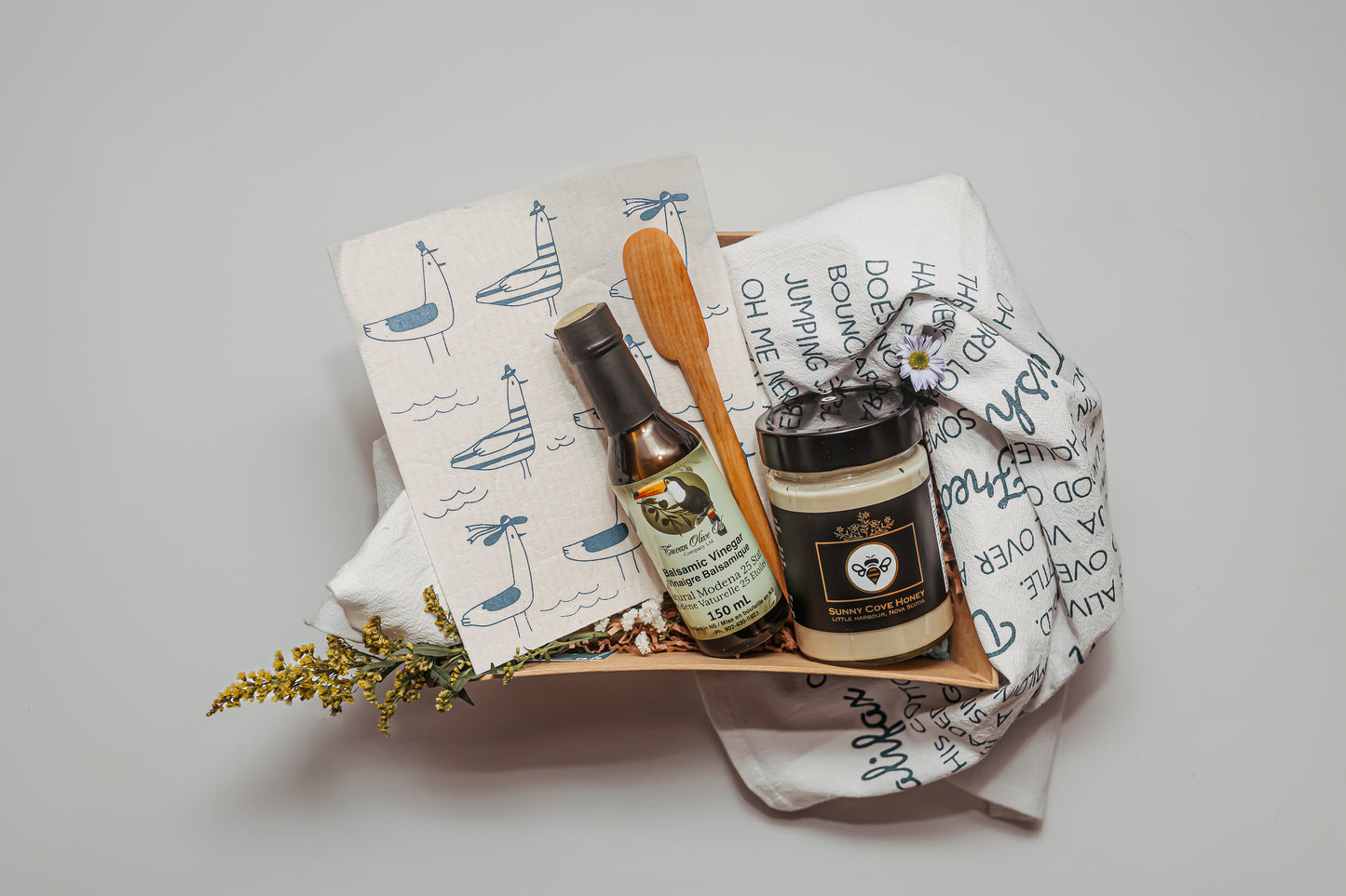 HOUSEWARMING BASKET