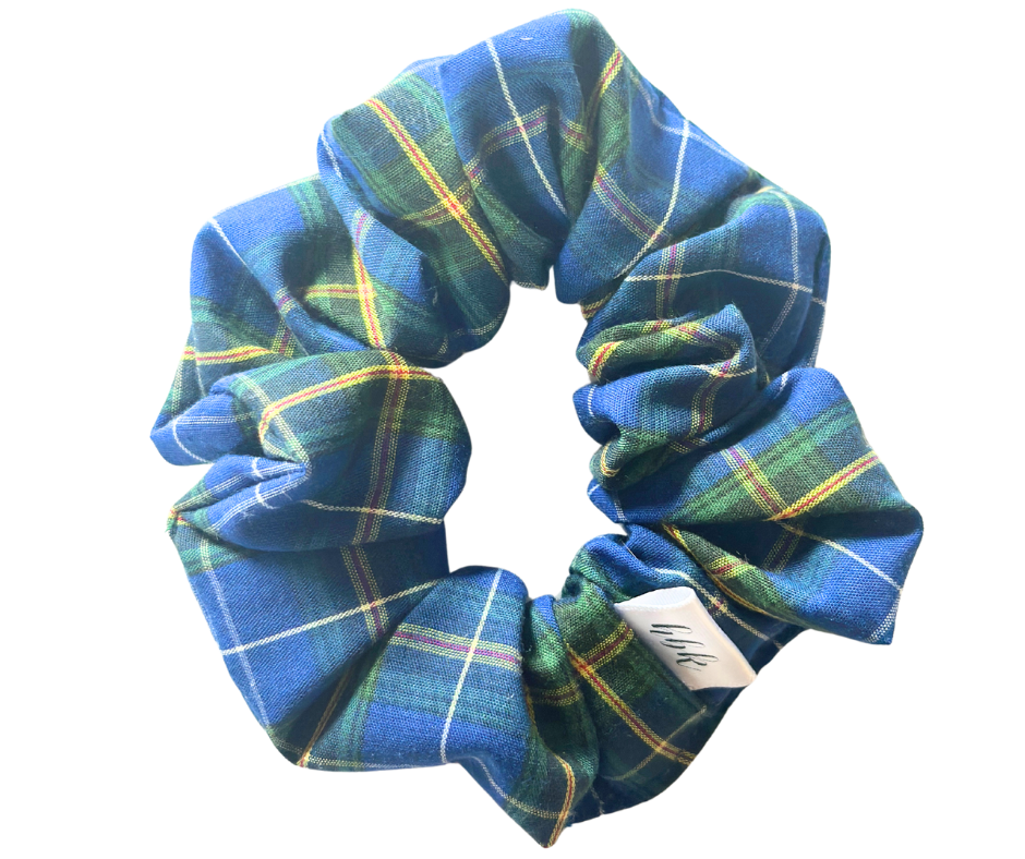 NOVA SCOTIA TARTAN SCRUNCHIE